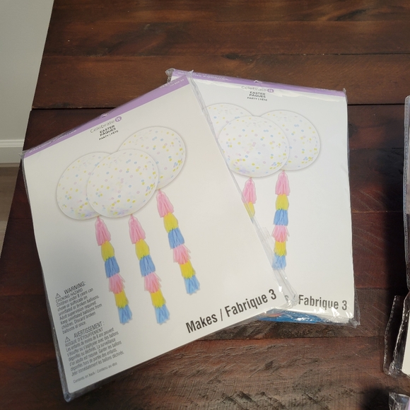 Celebrate It 6-36" Jumbo Balloons with confetti and tassels - Picture 4 of 5